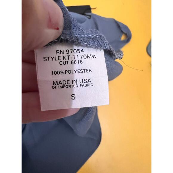 Krisa Revolve Blue Sleeveless Scoop Neck Tunic Tank Top NWT - Picture 6 of 11